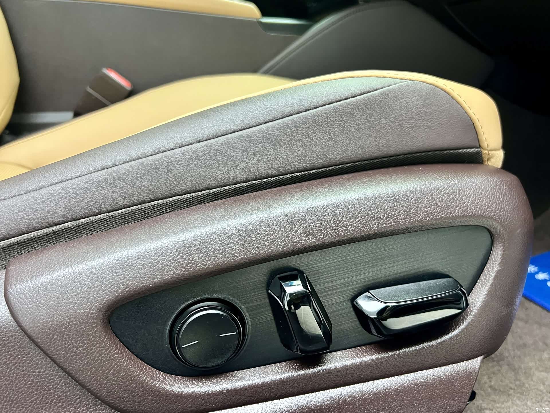 Lexus ES, 2021 16