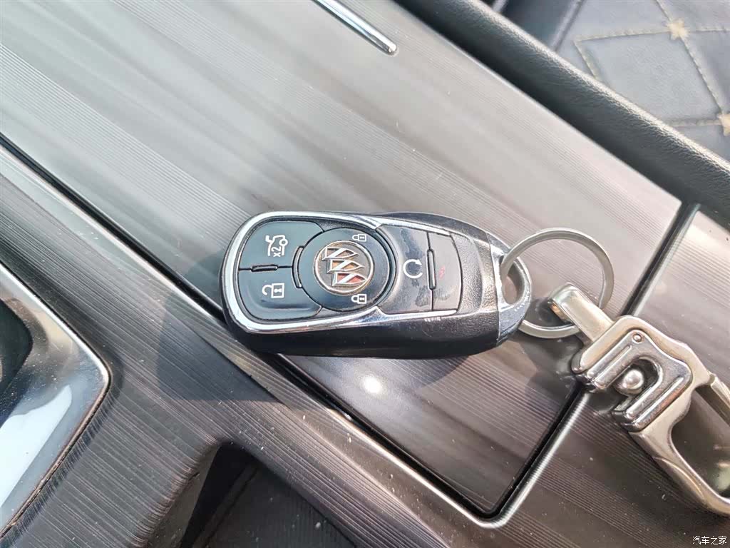 Buick LaCrosse, 2022 9