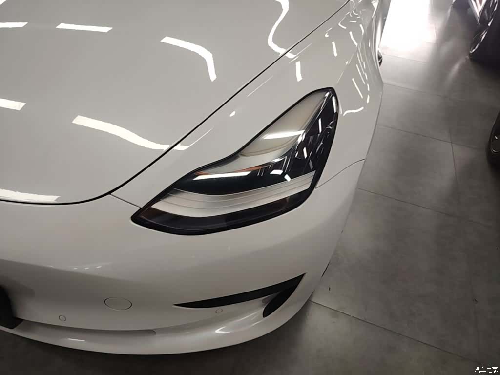Tesla Model 3, 2020 24