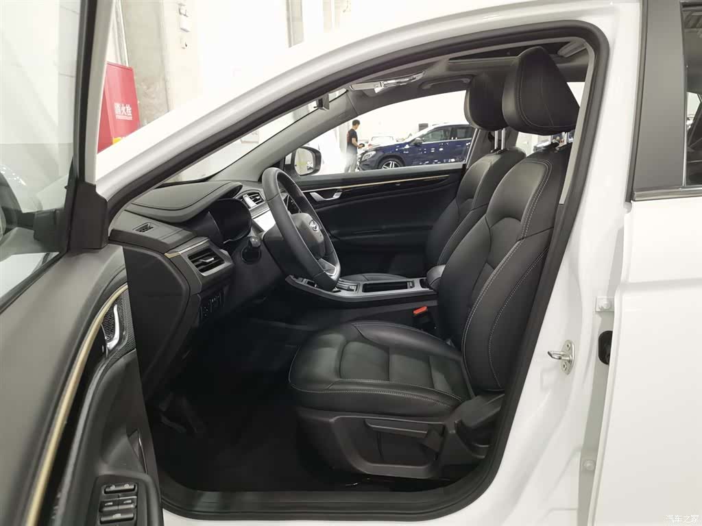 Geely Emgrand, 2021 10