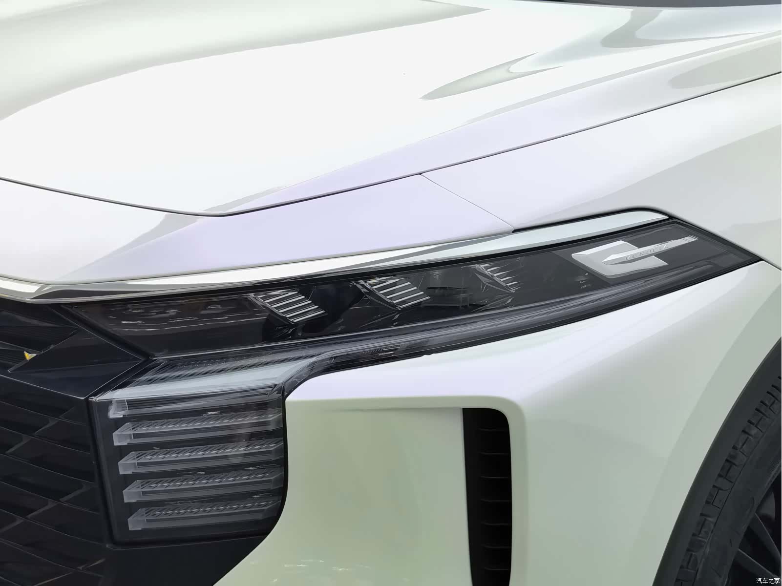 Nissan V, 2022 8