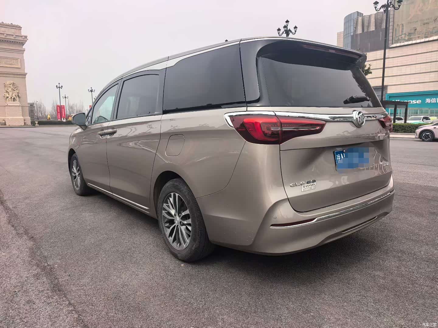 Buick GL8, 2023 9