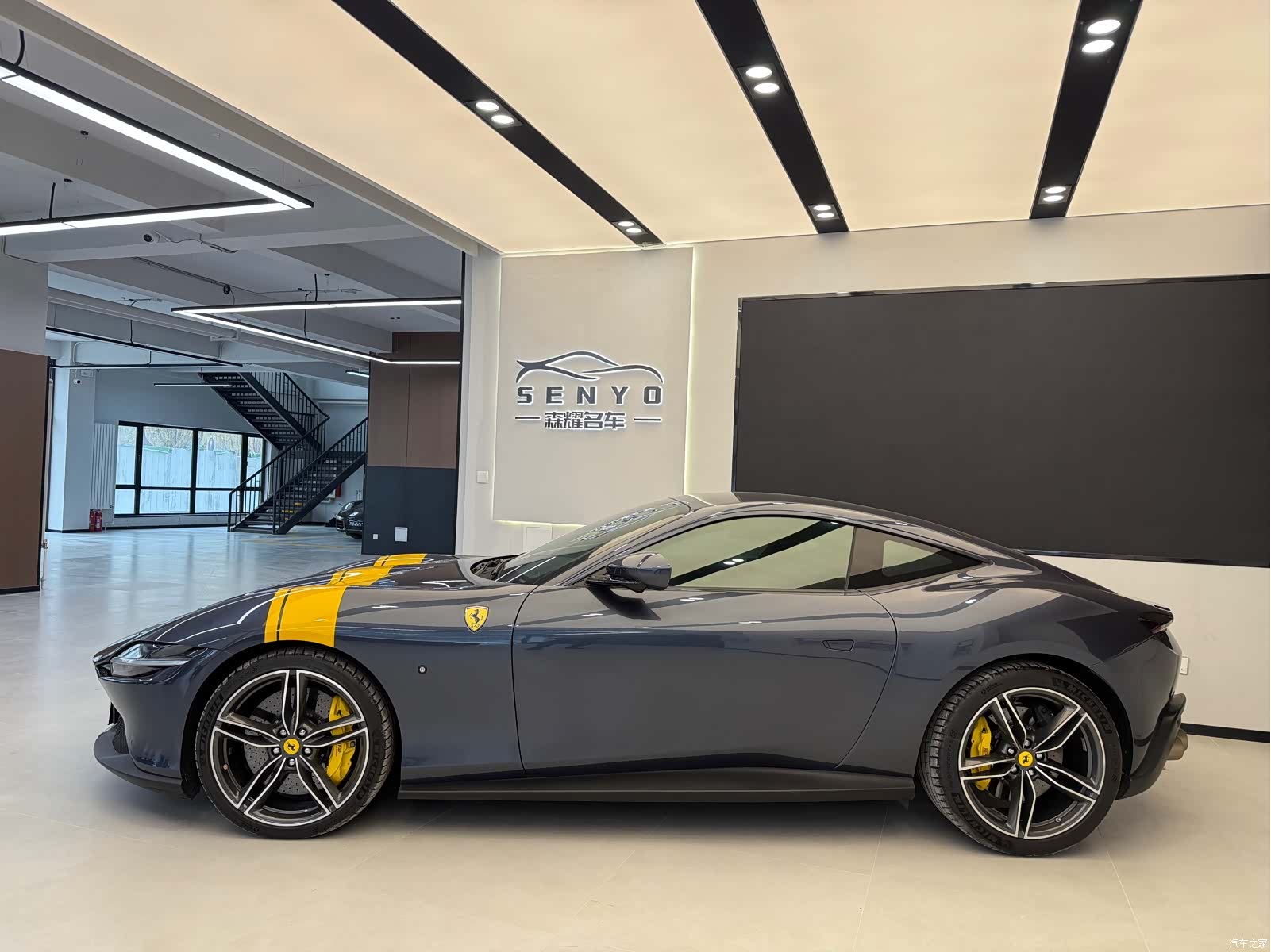 Ferrari Roma, 2021 4