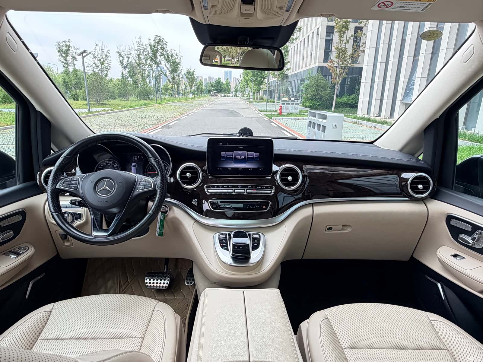 Mercedes-Benz V-Class, 2018 15