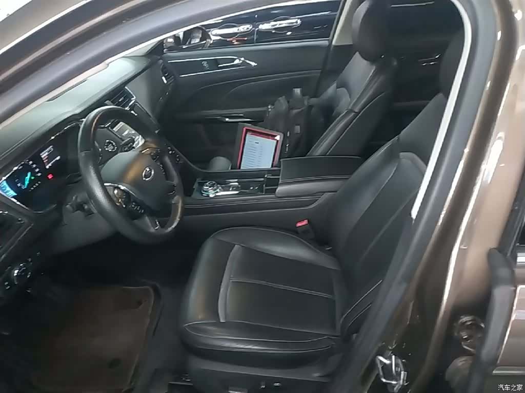 Ford Taurus, 2016 15
