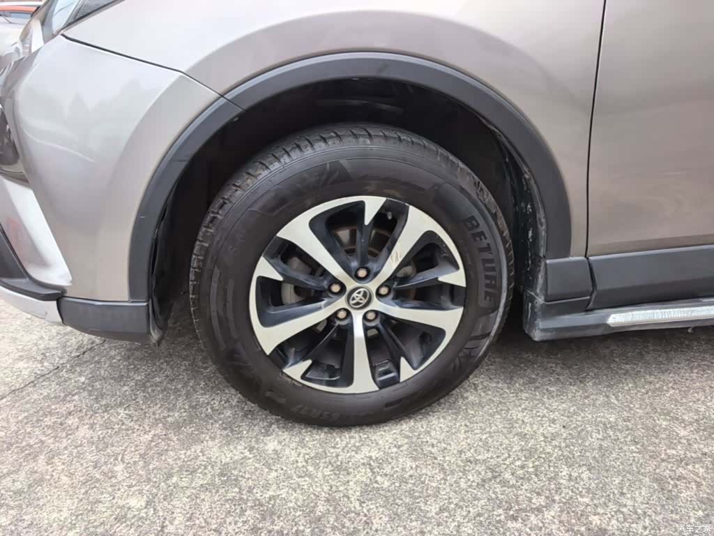 Toyota RAV4, 2018 23