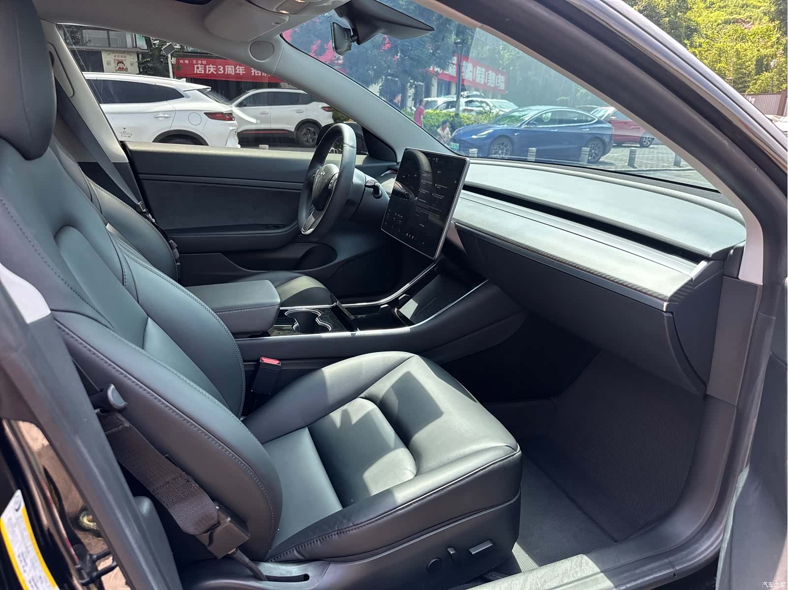 Tesla Model 3, 2020 6