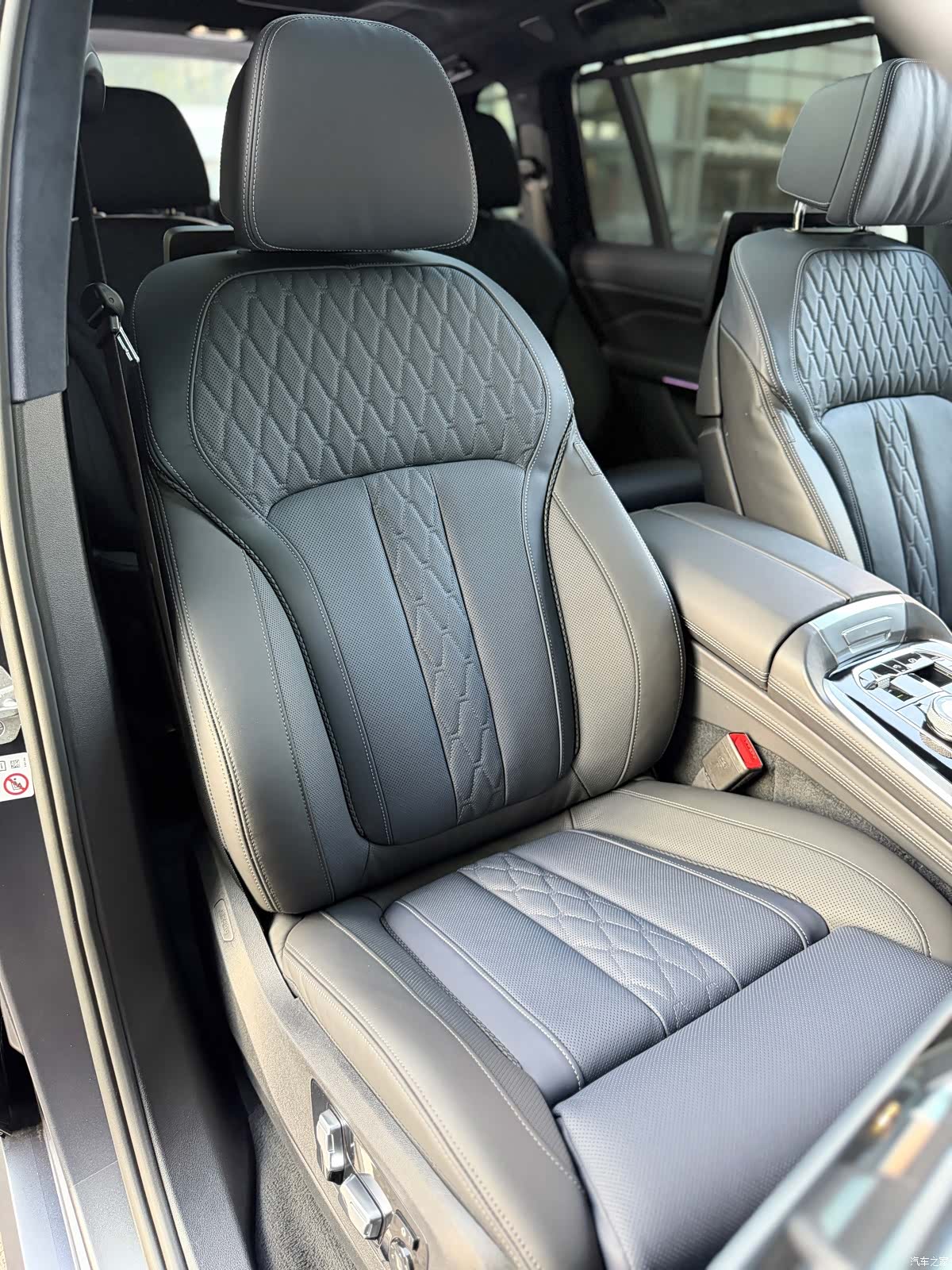 BMW X7, 2023 27