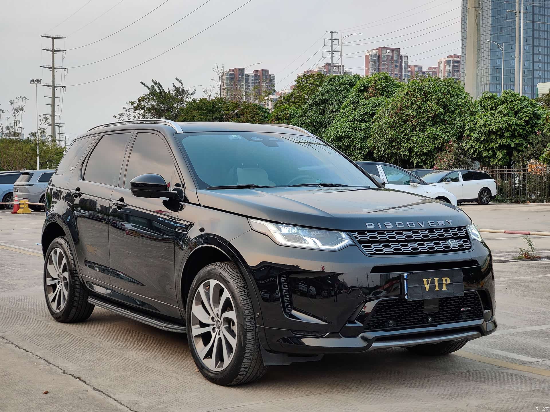 Land Rover Discovery, 2023 3