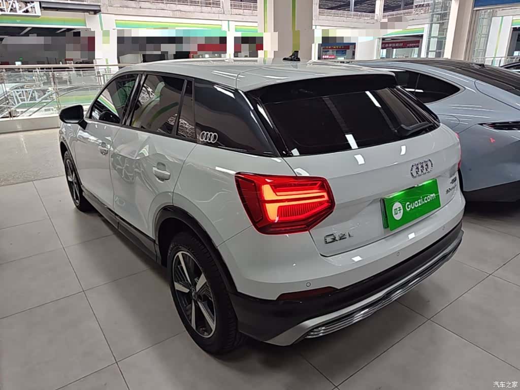 Audi e-tron, 2021 все фото