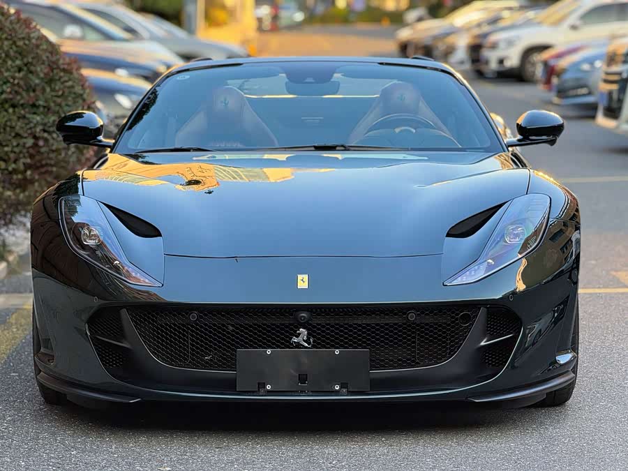 Ferrari 812 2023, фото 2