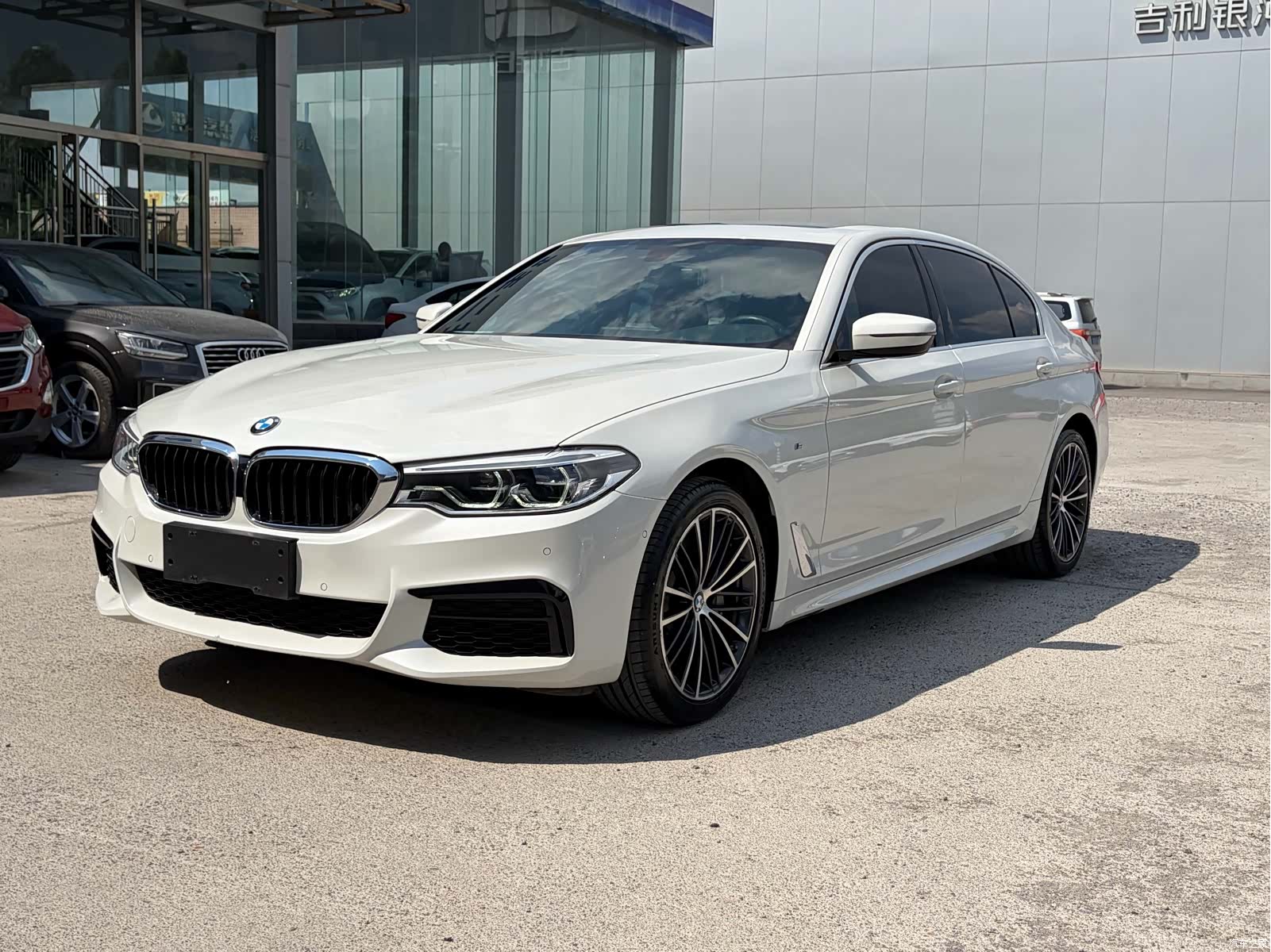 BMW 5 Series, 2020 1