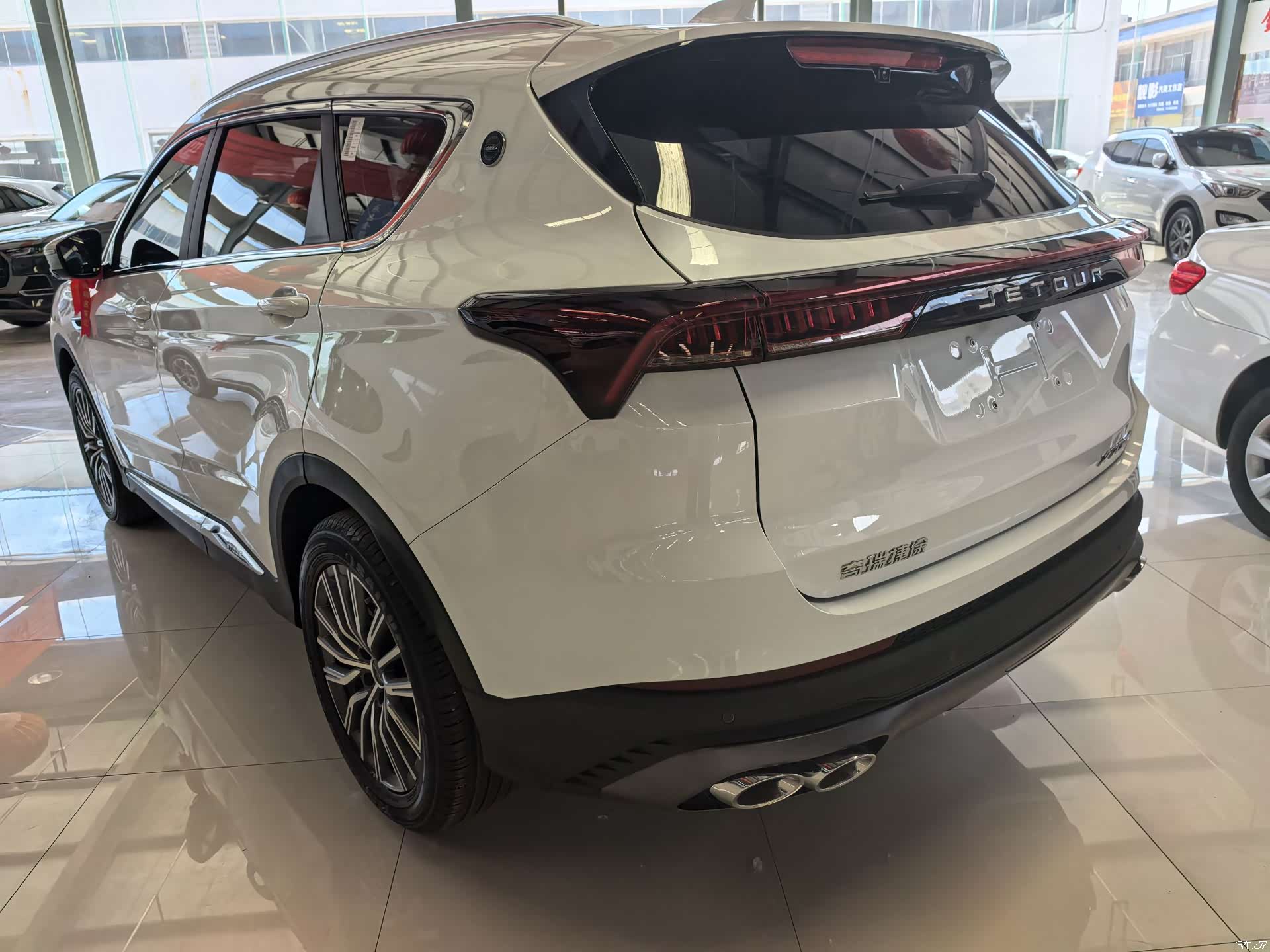 Jetour X70, 2025 4