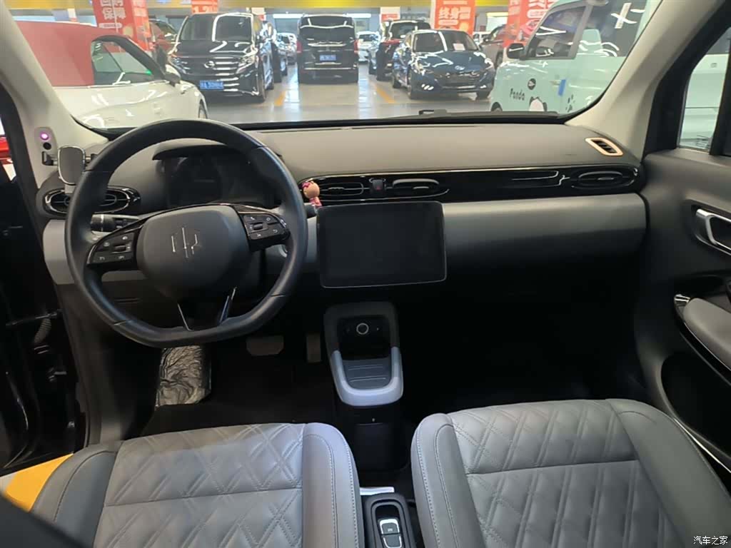 Leapmotor T03, 2021 10