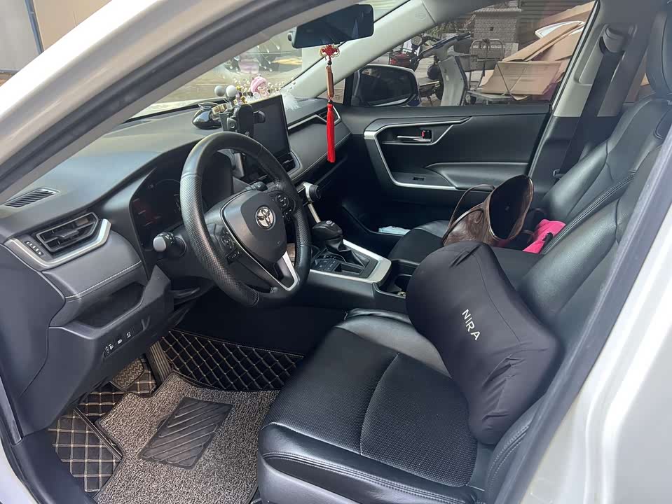 Toyota RAV4 Rongfang