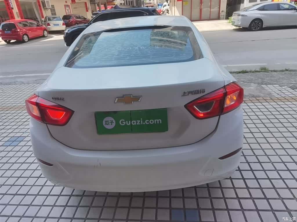 Chevrolet 320, 2018 6