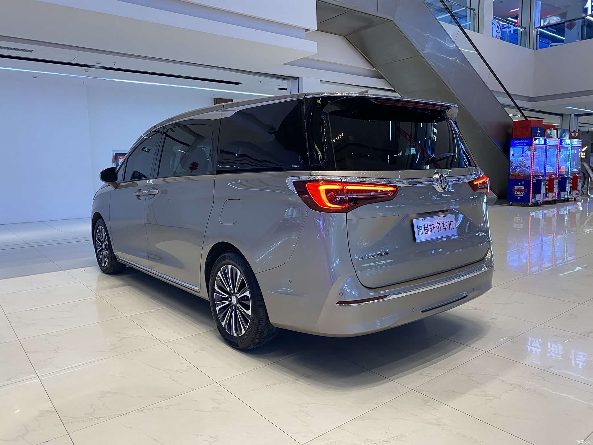 Buick GL8, 2024 все фото