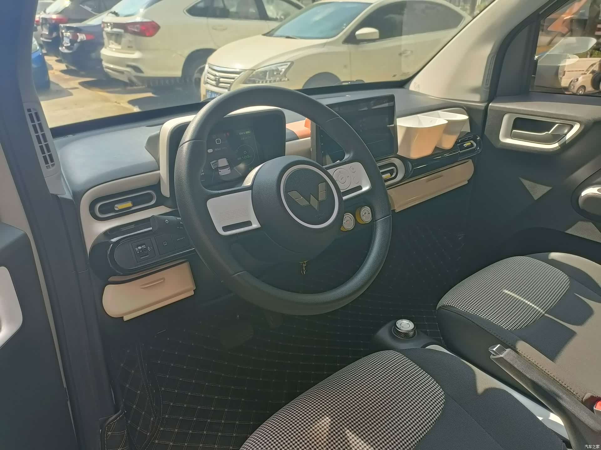 Wuling MINIEV, 2025 все фото