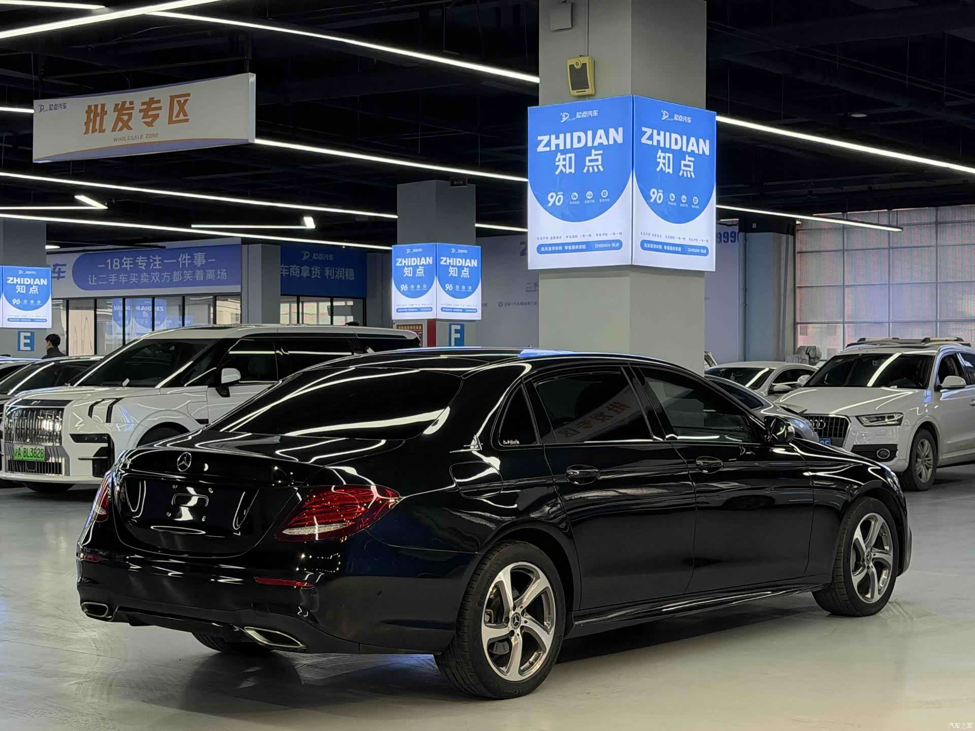Mercedes-Benz E-Class, 2019 23