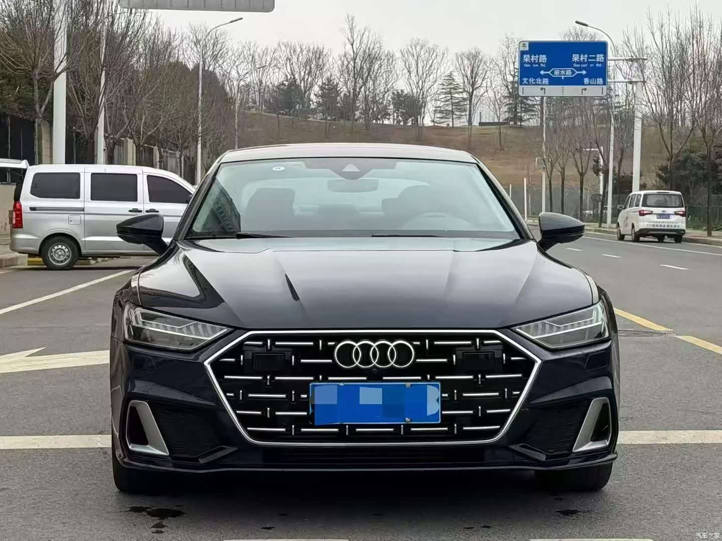 Audi A7L, 2023 2