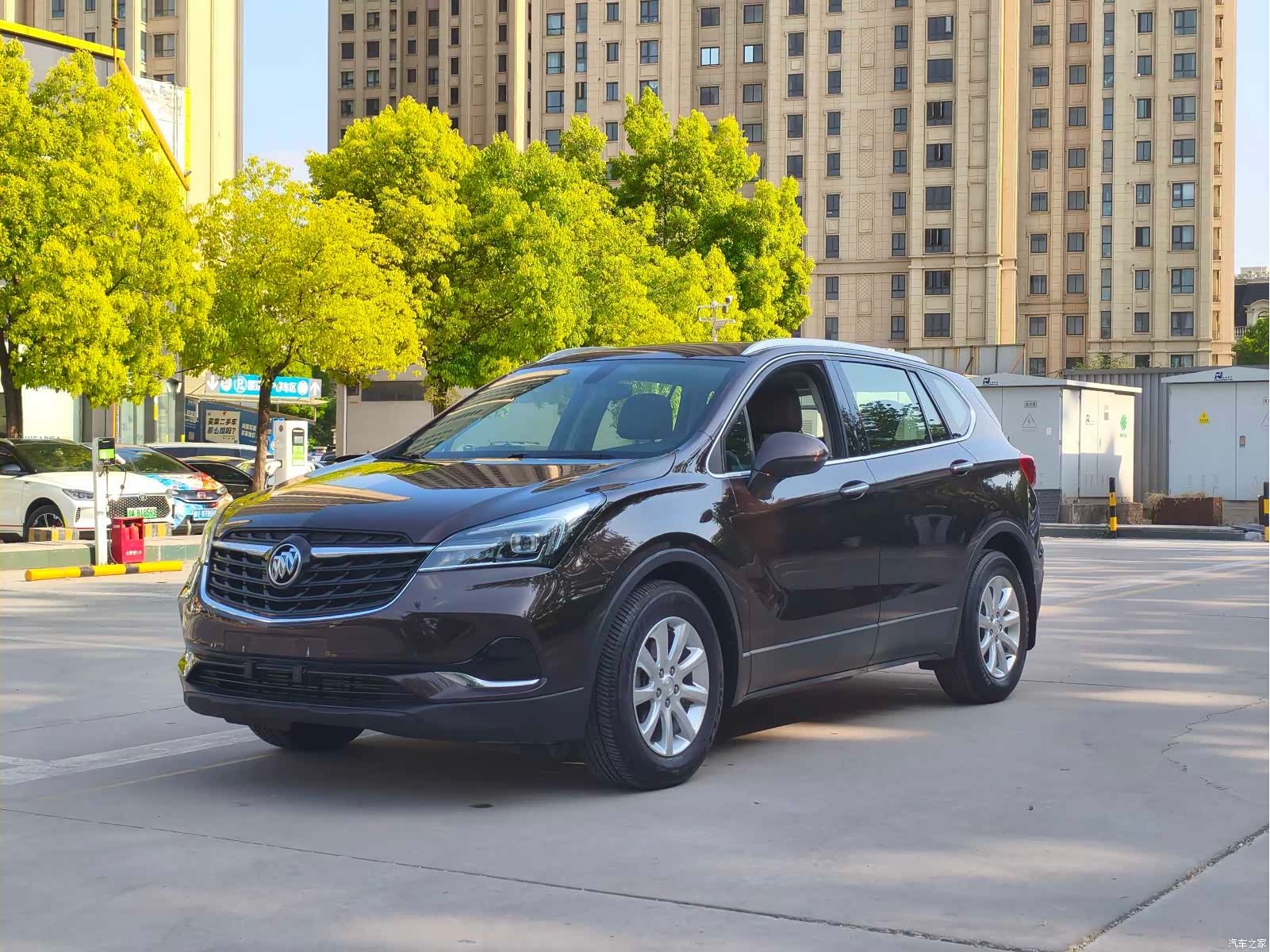 Buick Envision Plus, 2021 1