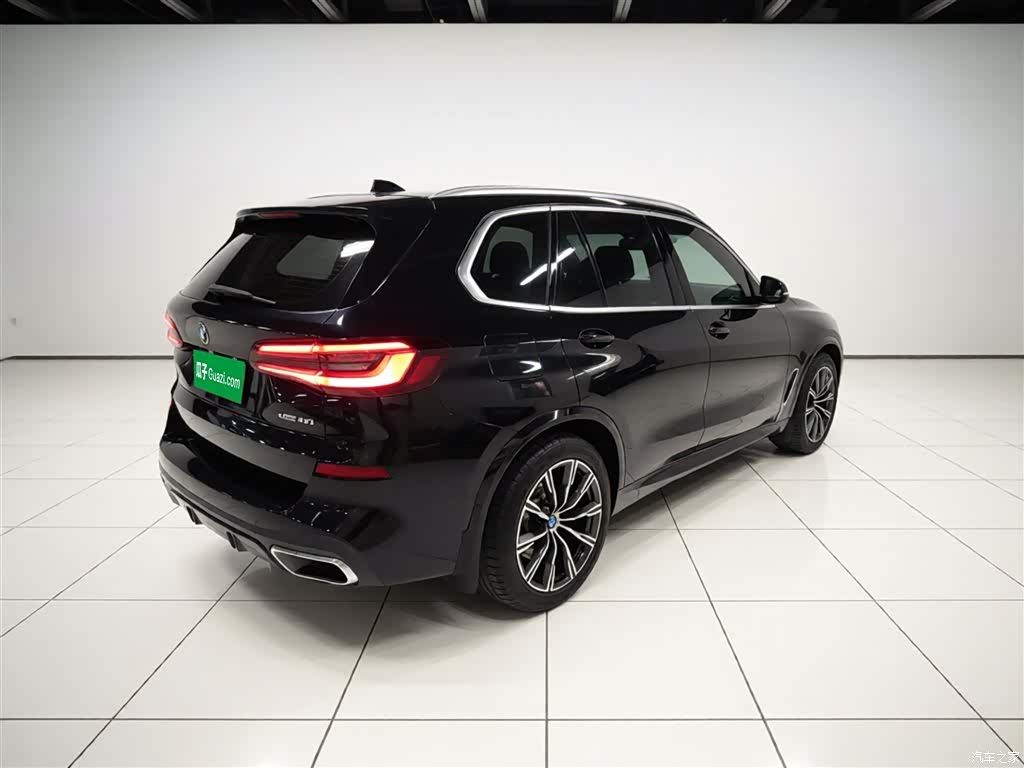 BMW X5, 2021 все фото