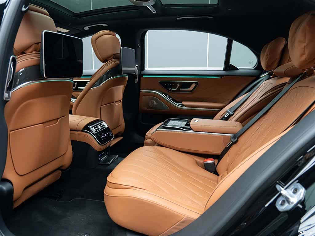 Mercedes-Benz S-Class, 2025 13