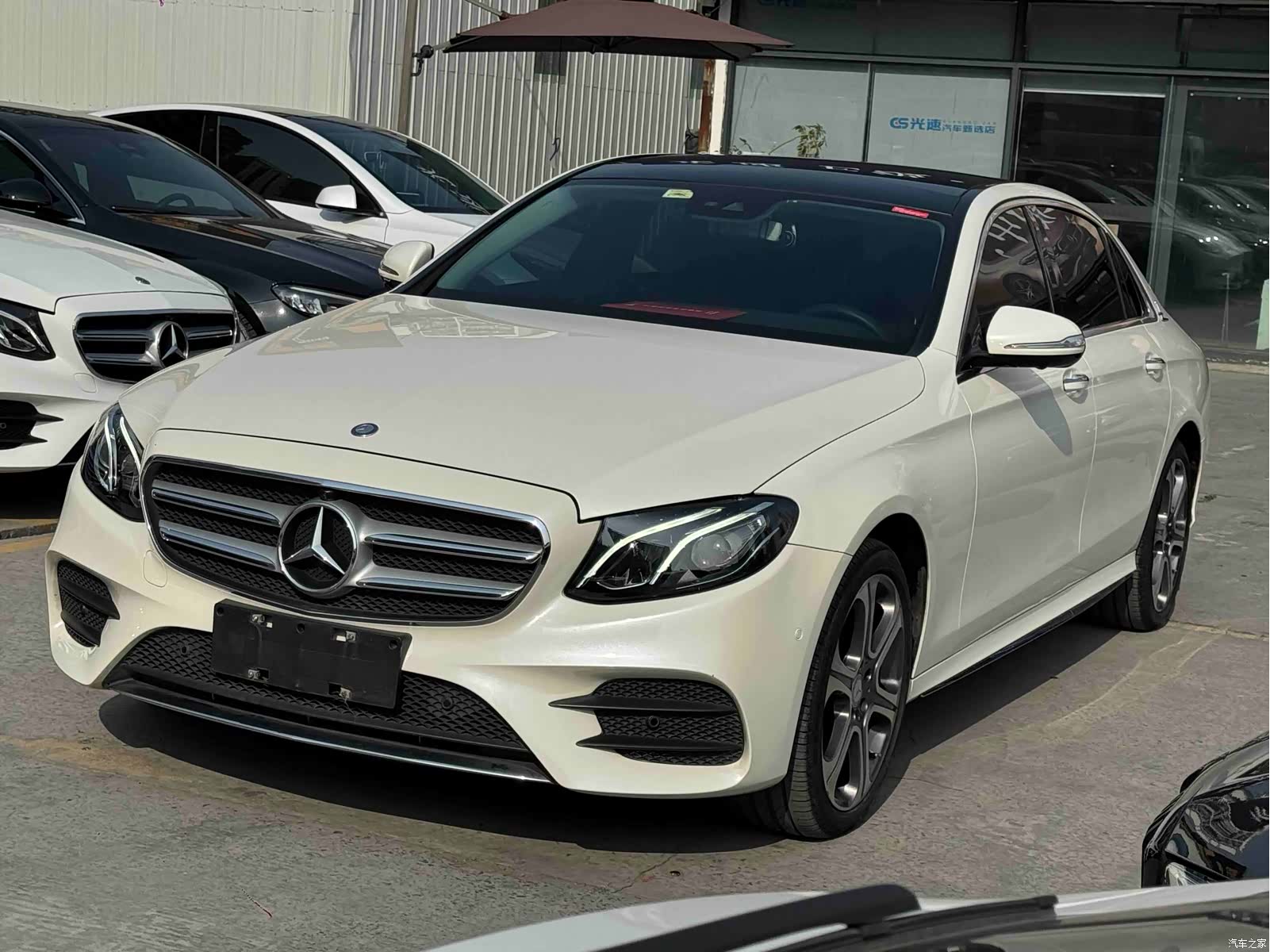 Mercedes-Benz E-Class, 2017 3