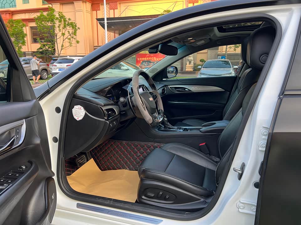 Cadillac ATS-L
