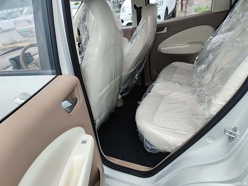Wuling MINIEV, 2026 17