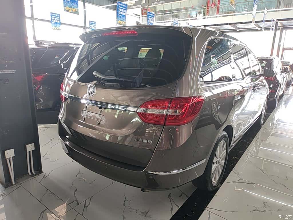 Buick GL8, 2016 7