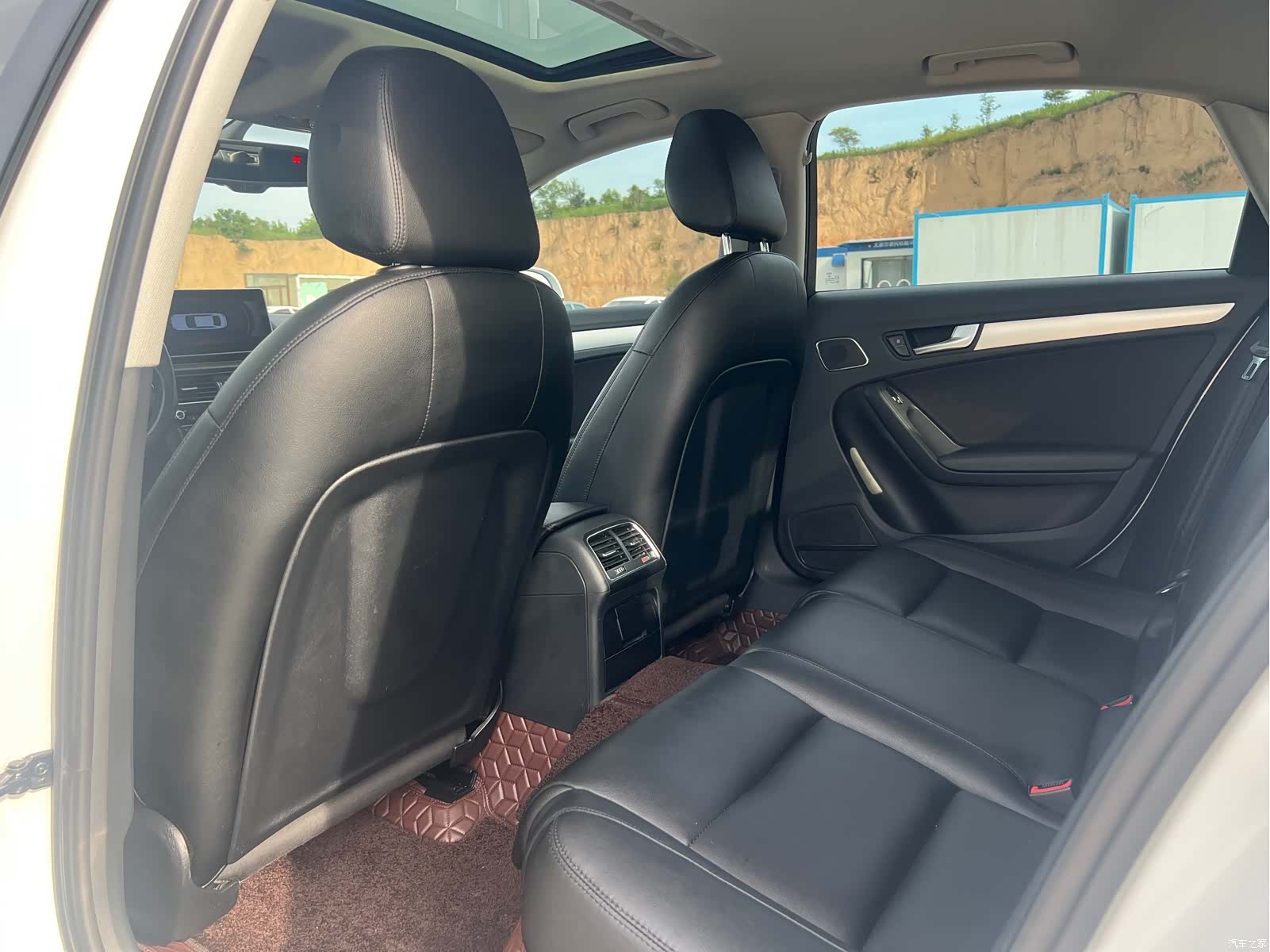 Audi A4L, 2016 6