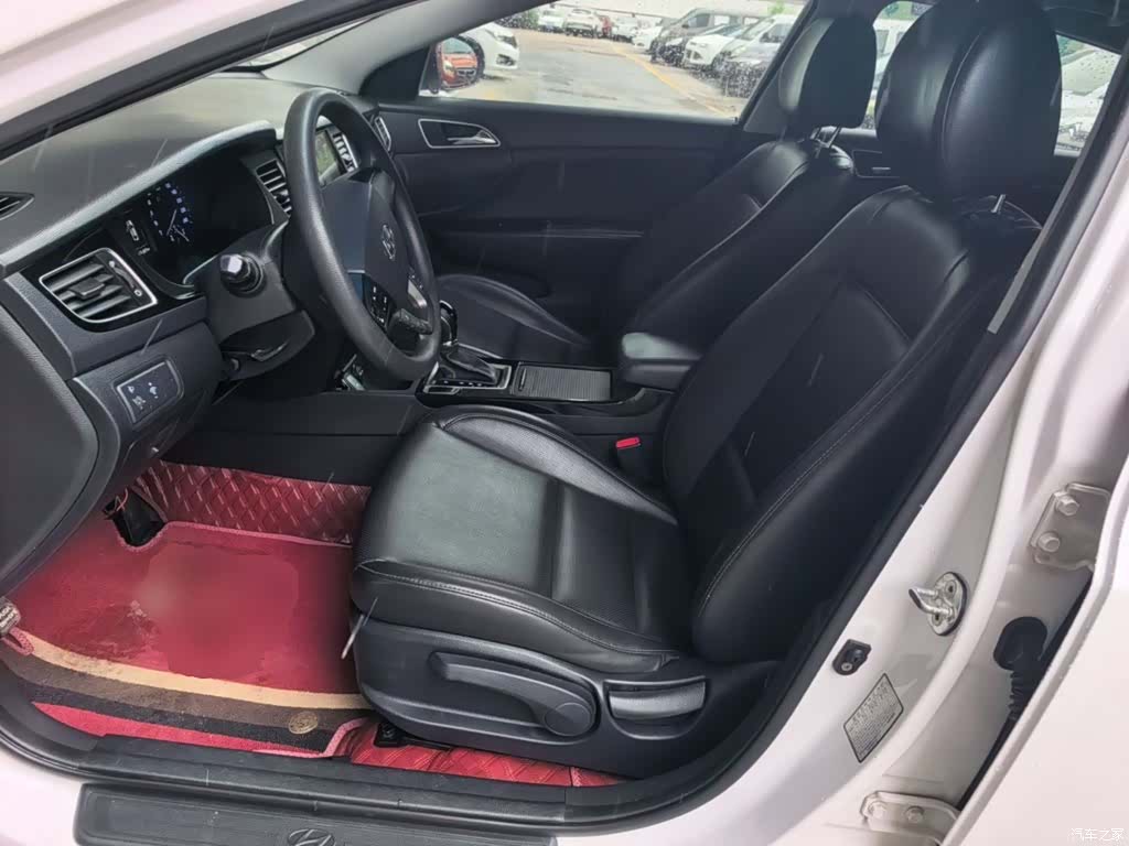 Hyundai GLS, 2016 15
