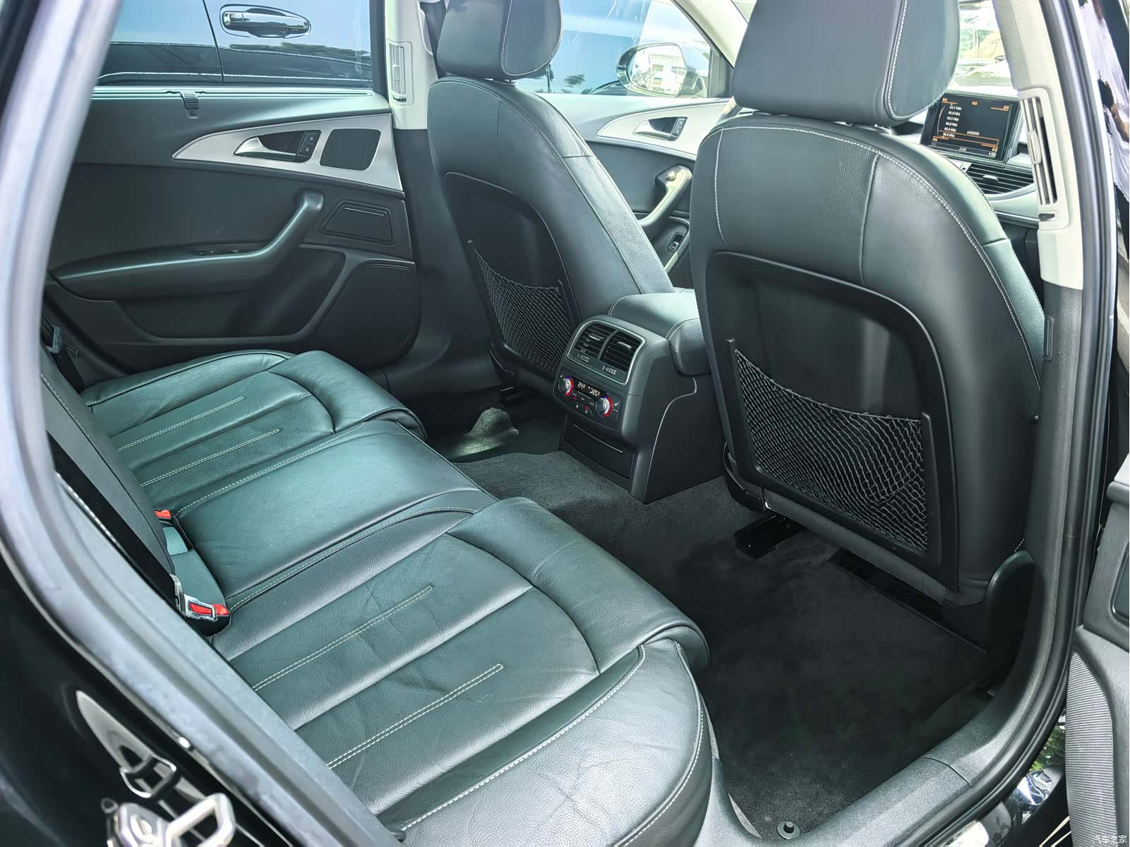 Audi A6L, 2019 10