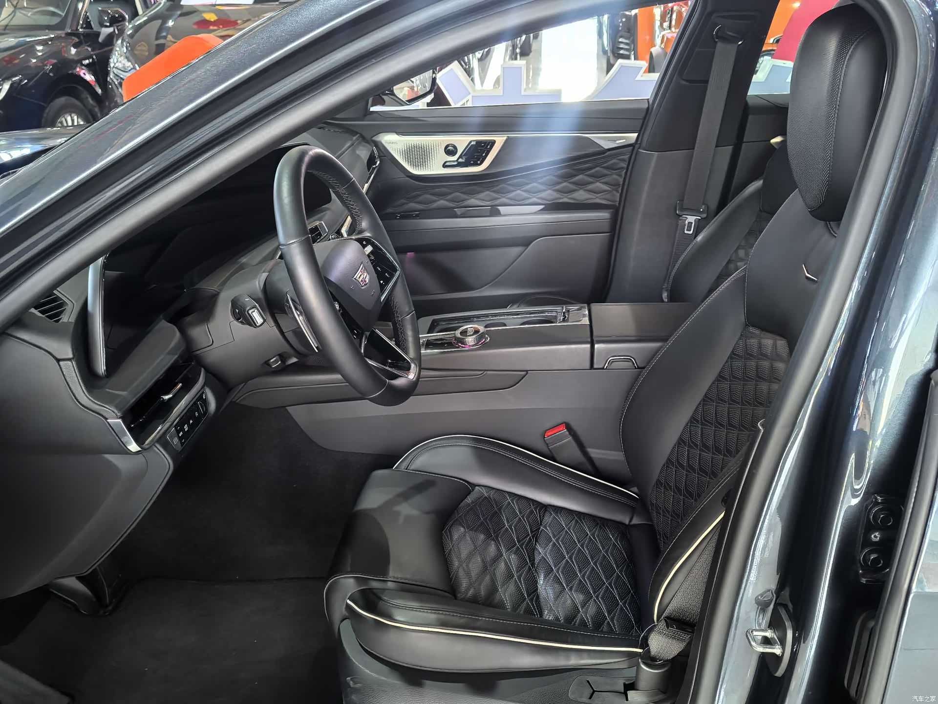 Cadillac CT6, 2024 4
