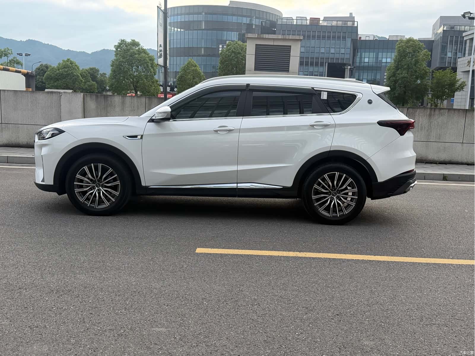 Jetour X70, 2024 10