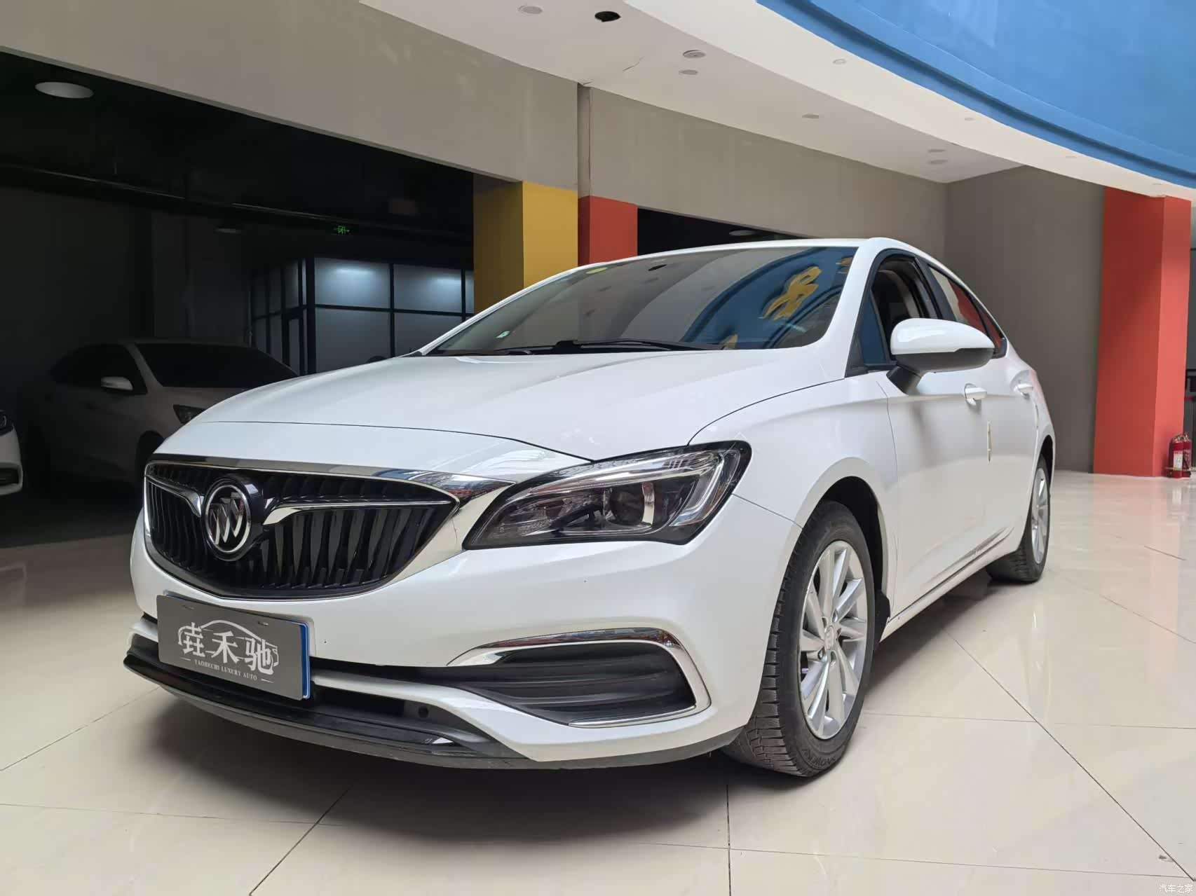 Buick Verano, 2018 1