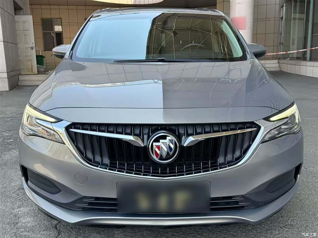 Buick GL6, 2018 3