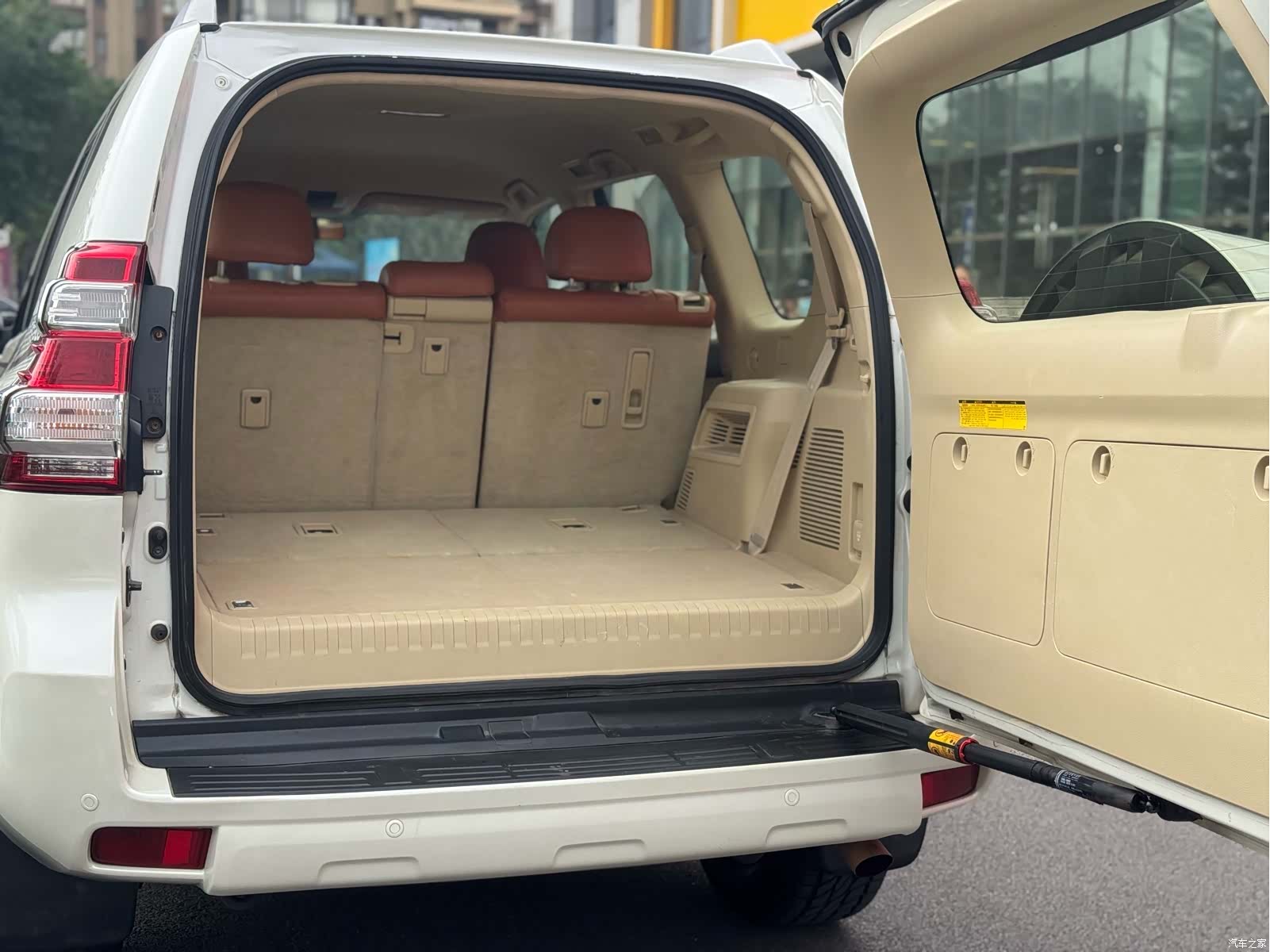 Toyota Prado, 2015 15