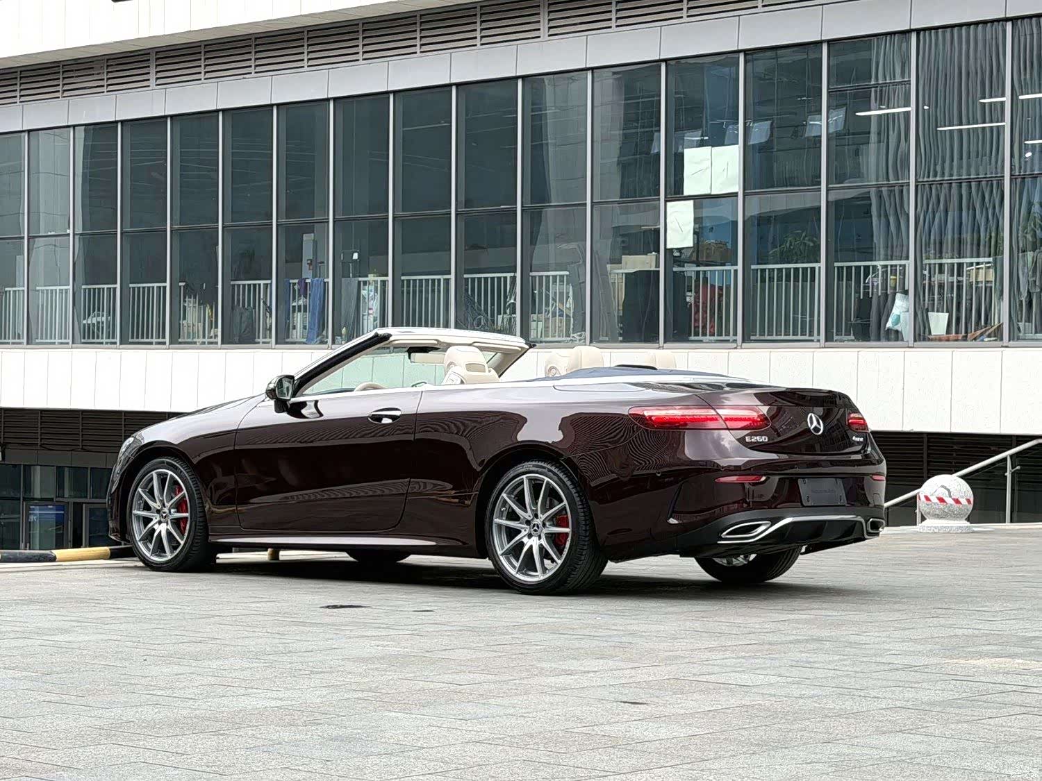 Mercedes-Benz E-Class, 2023 6