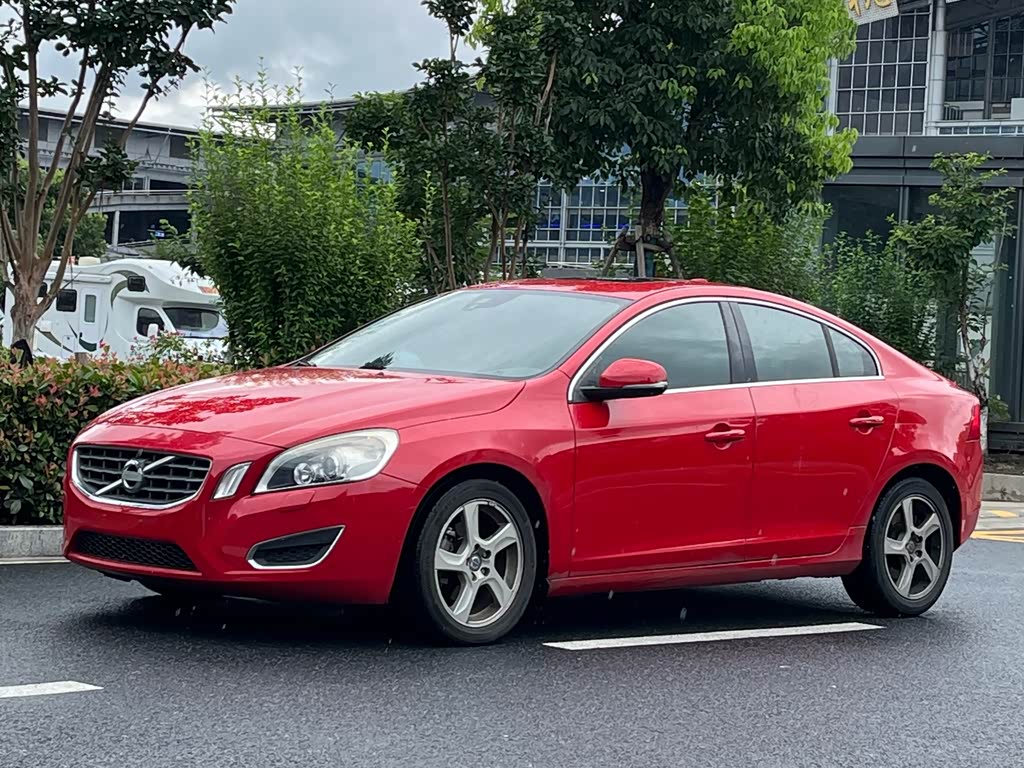 Volvo S60