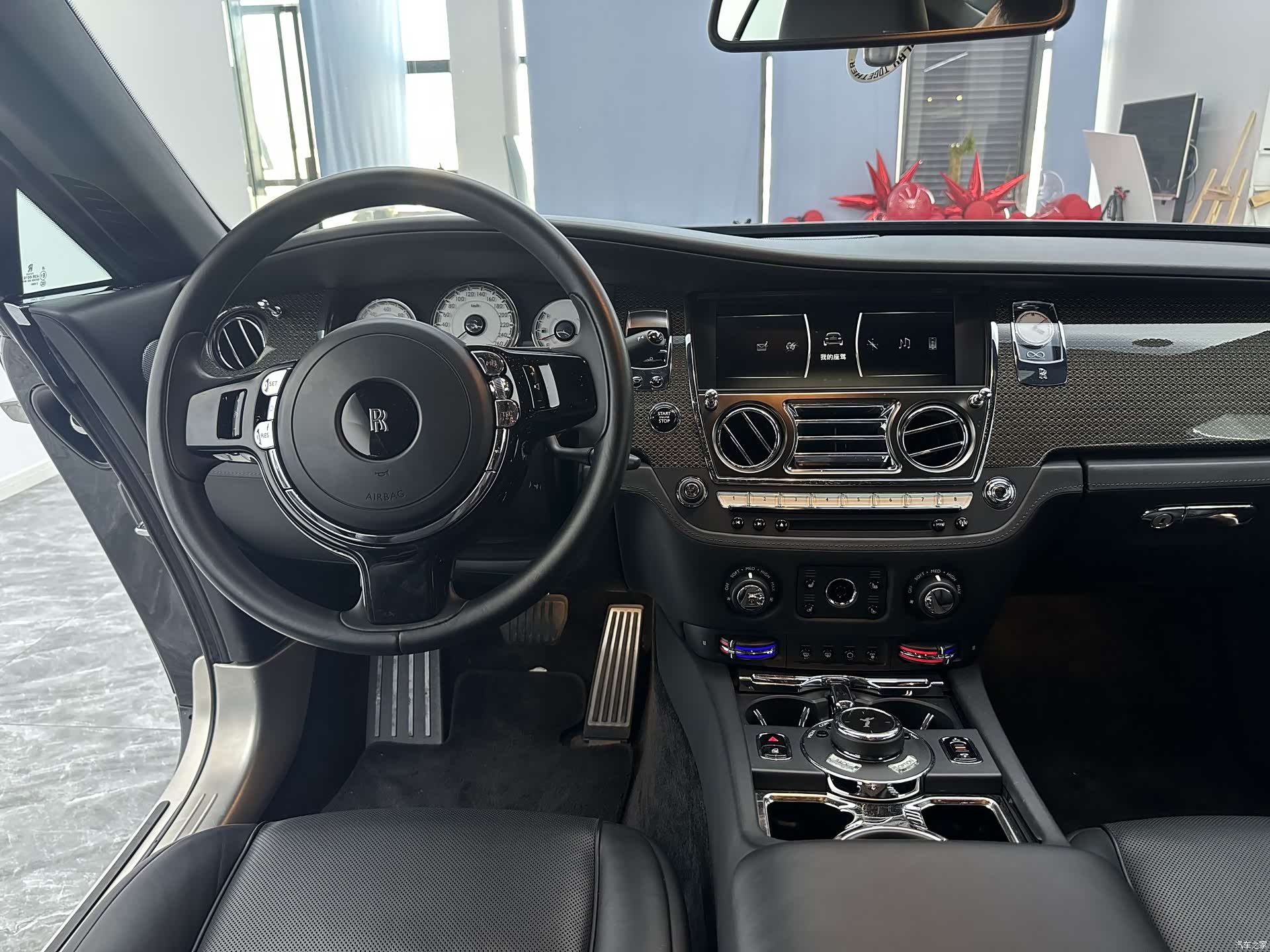 Rolls-Royce Wraith, 2017 36