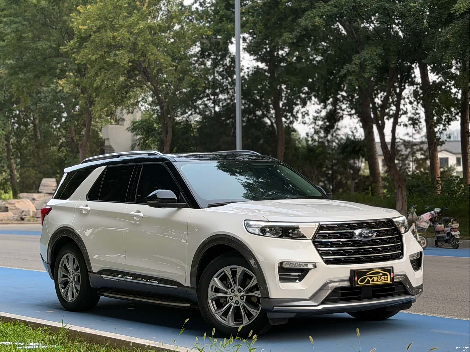 Ford Explorer, 2021 все фото