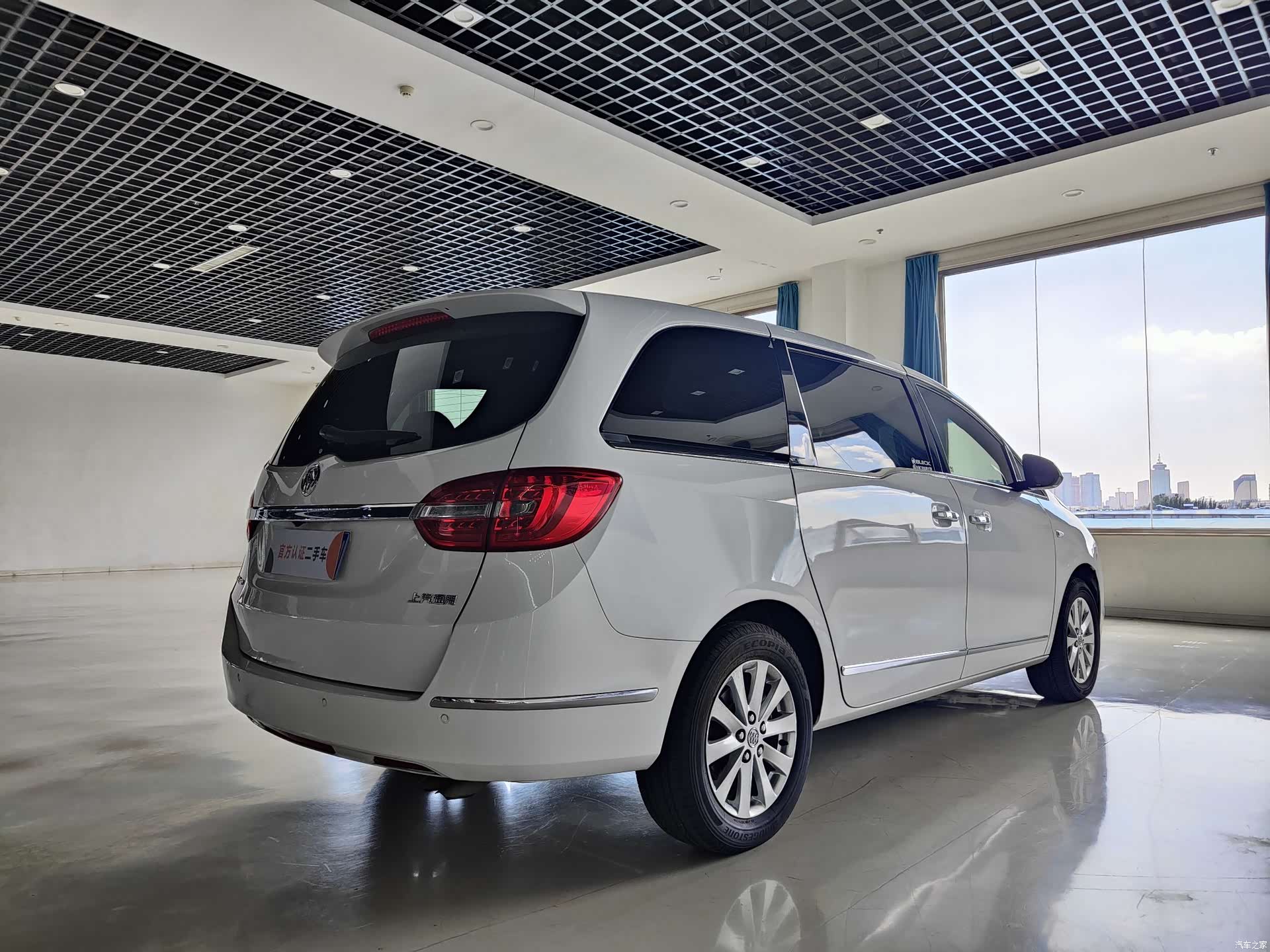Buick GL8, 2019 9