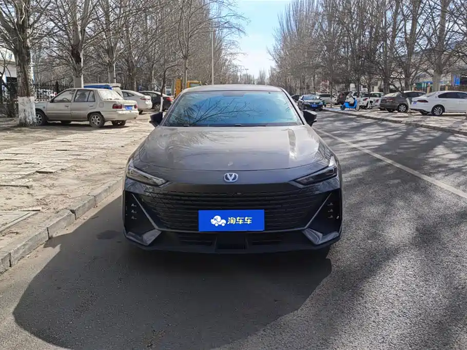 Changan UNI-V