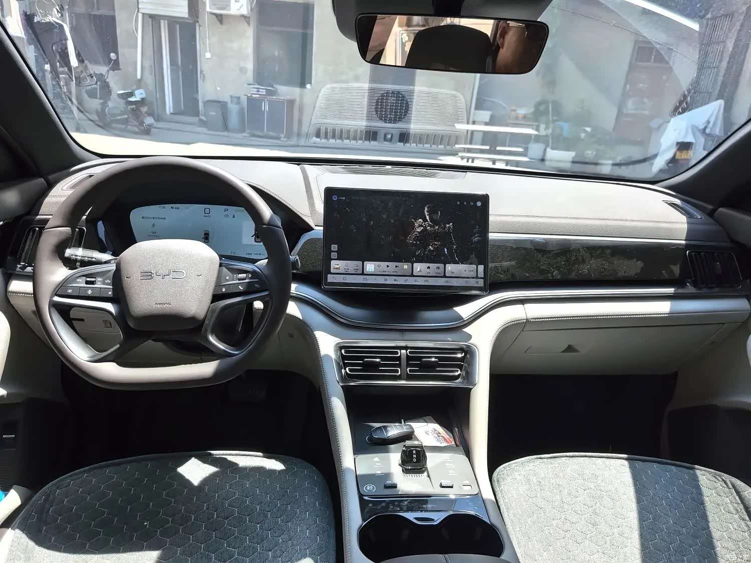 BYD Song, 2025 10