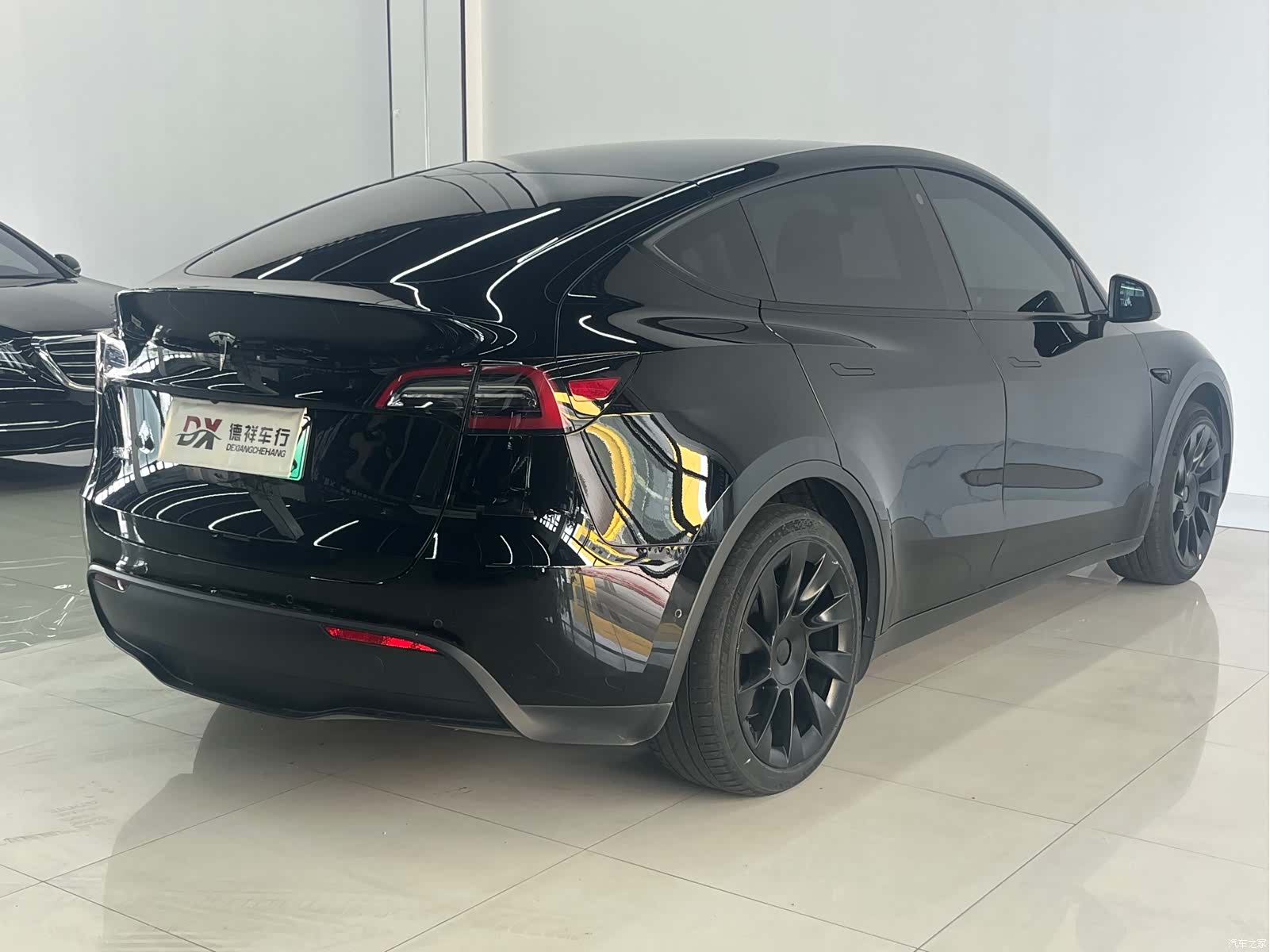 Tesla Model Y, 2022 8