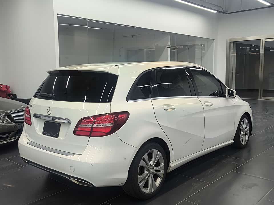 Mercedes-Benz Class B