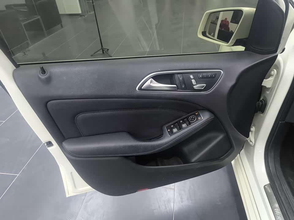 Mercedes-Benz Class B