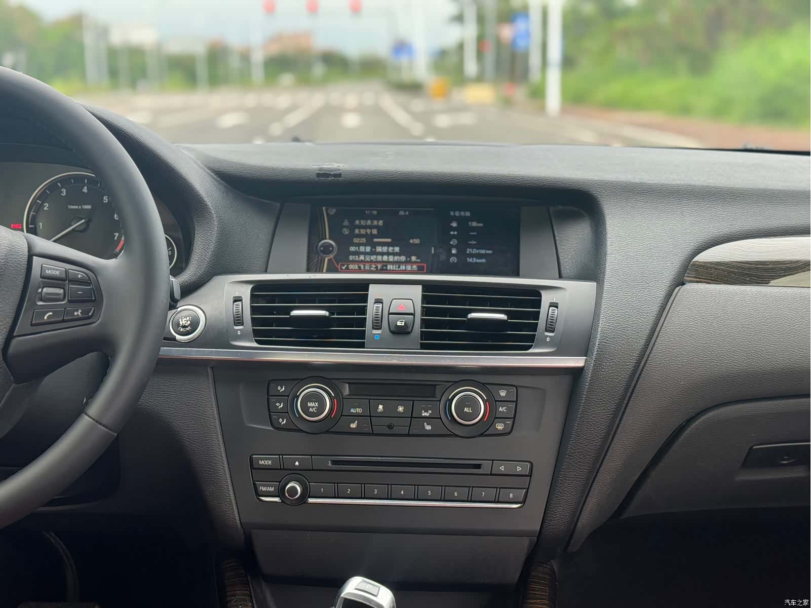 BMW X3, 2013 10